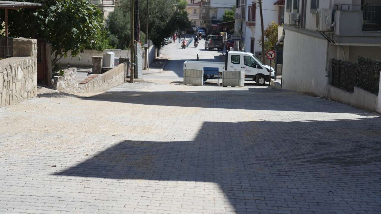 Milas’ın Sokakları Yenileniyor: Ekipler Sahada 2